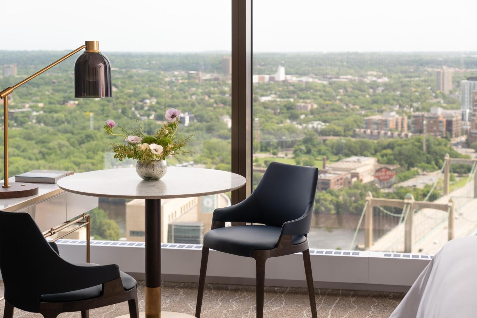 Four Seasons Hotel 미니애폴리스 외부 사진